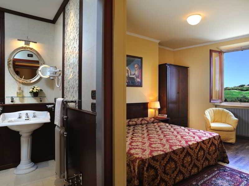 Hotel Bonconte Urbino Esterno foto