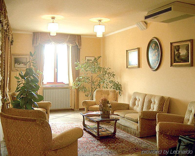 Hotel Bonconte Urbino Esterno foto