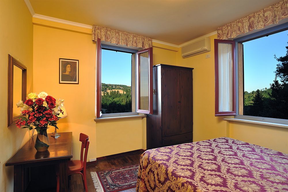 Hotel Bonconte Urbino Esterno foto