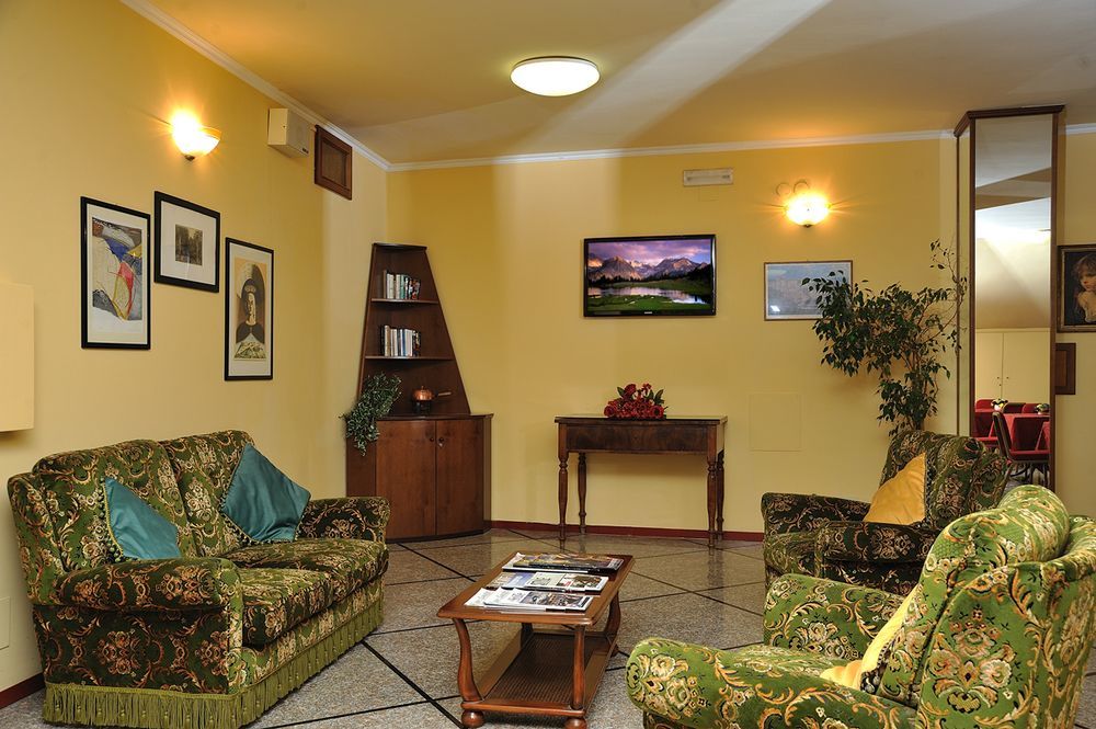 Hotel Bonconte Urbino Esterno foto