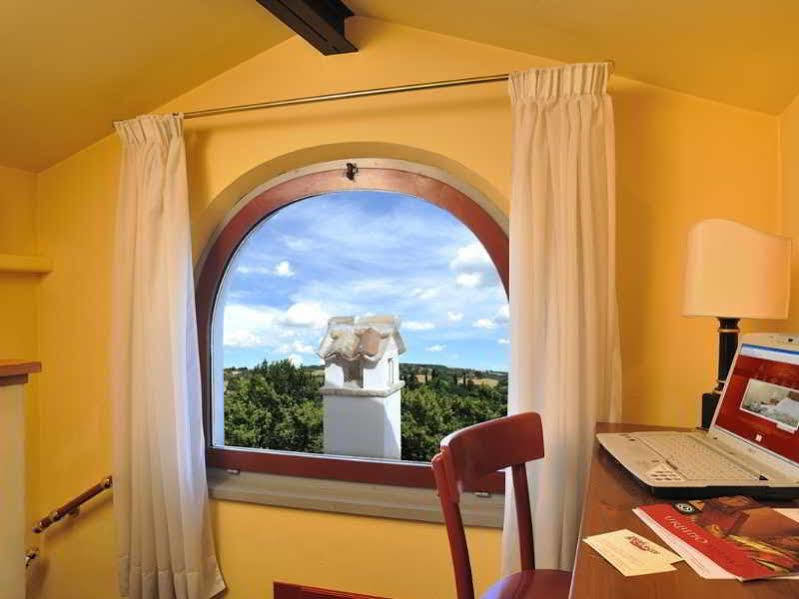 Hotel Bonconte Urbino Esterno foto