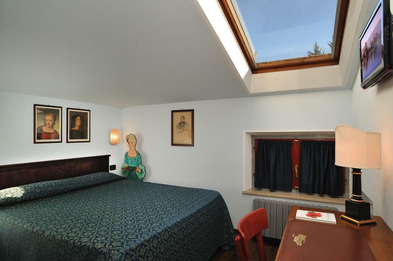 Hotel Bonconte Urbino Esterno foto